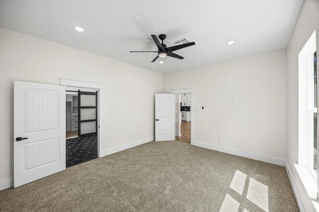 909 Santa Anna Lane, La Porte, TX 77571