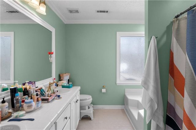 1171 Bent Grass Lane, Winston-salem, NC 27127