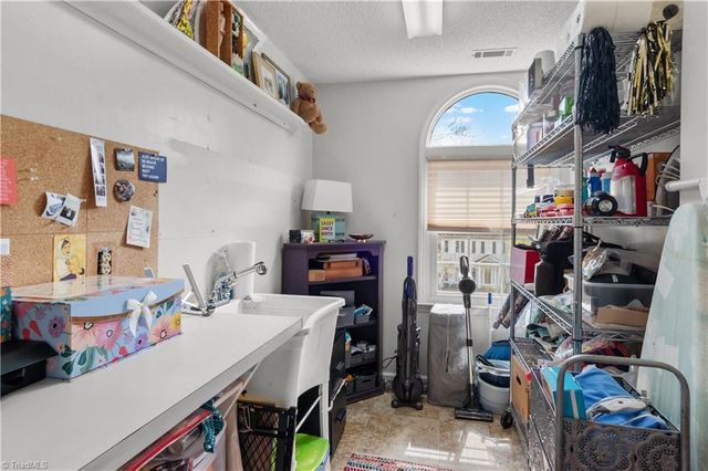 1171 Bent Grass Lane, Winston-salem, NC 27127