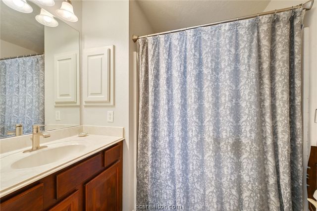1000 Spring Loop 1205, College Station, TX 77840