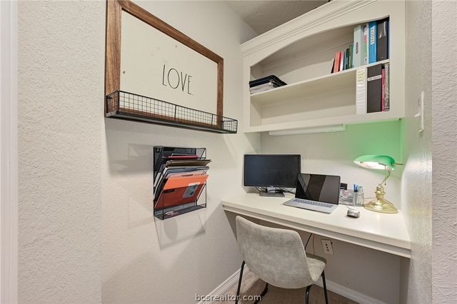 1000 Spring Loop 1205, College Station, TX 77840