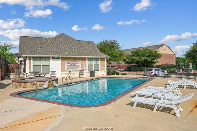 1000 Spring Loop 1205, College Station, TX 77840