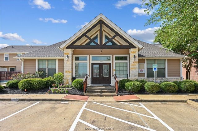 1000 Spring Loop 1205, College Station, TX 77840