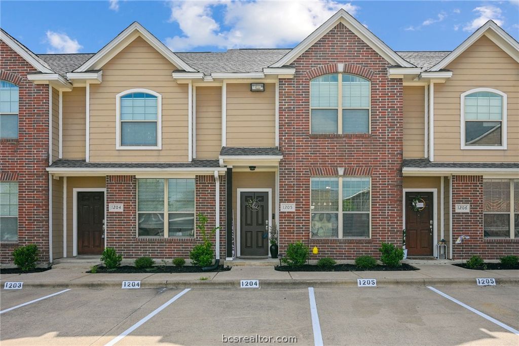 1000 Spring Loop 1205, College Station, TX 77840