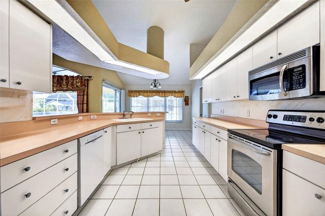 1967 NUREMBERG BOULEVARD, Punta Gorda, FL 33983