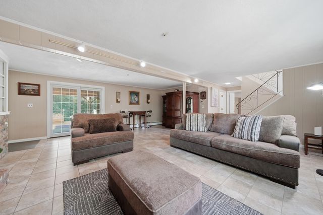 31 Normandy Drive, Sudbury, MA 01776
