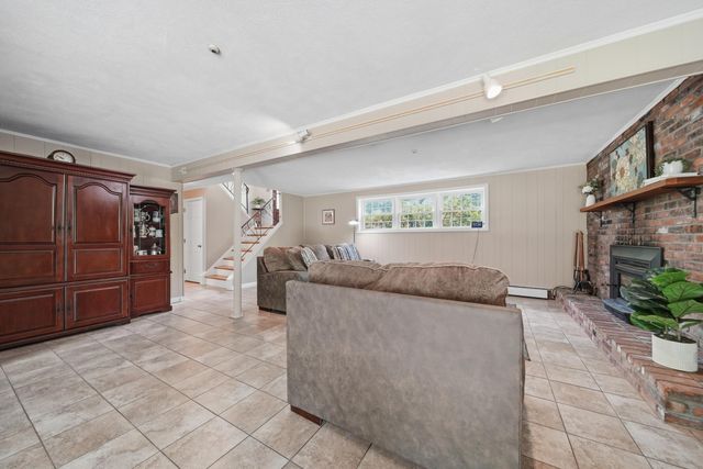 31 Normandy Drive, Sudbury, MA 01776
