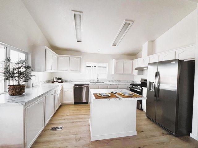 8282 Murray Avenue 5, Gilroy, CA 95020