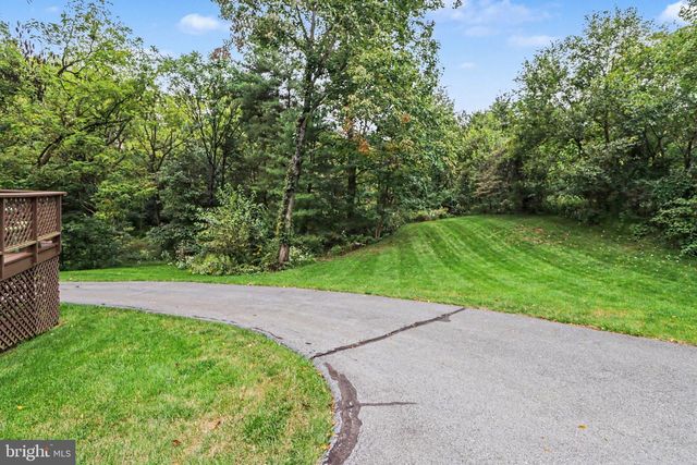 745 FELTY DR, Harrisburg, PA 17111