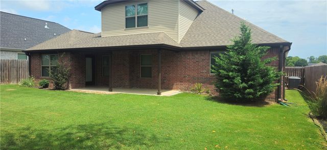 3242 Barbara Bird Street, Springdale, AR 72764