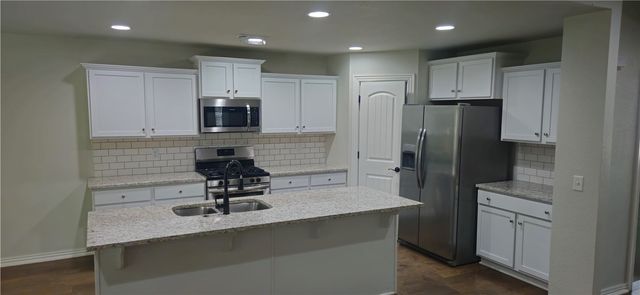3242 Barbara Bird Street, Springdale, AR 72764