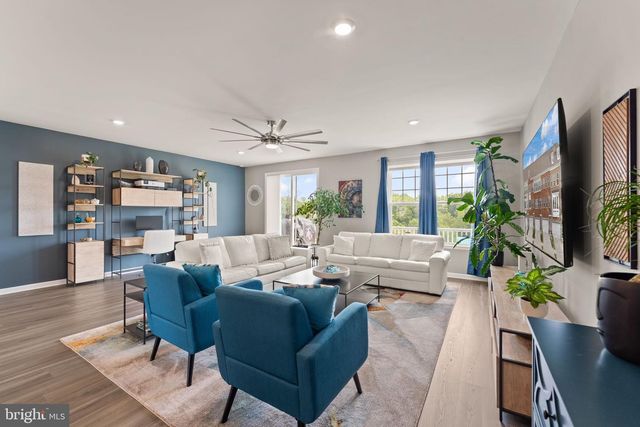 19328 BROOKWATER TER, Leesburg, VA 20175