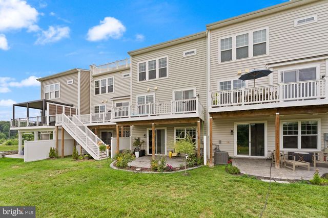 19328 BROOKWATER TER, Leesburg, VA 20175