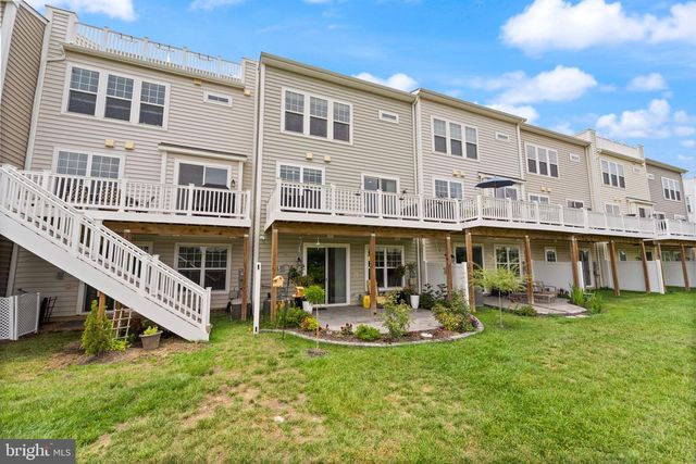 19328 BROOKWATER TER, Leesburg, VA 20175
