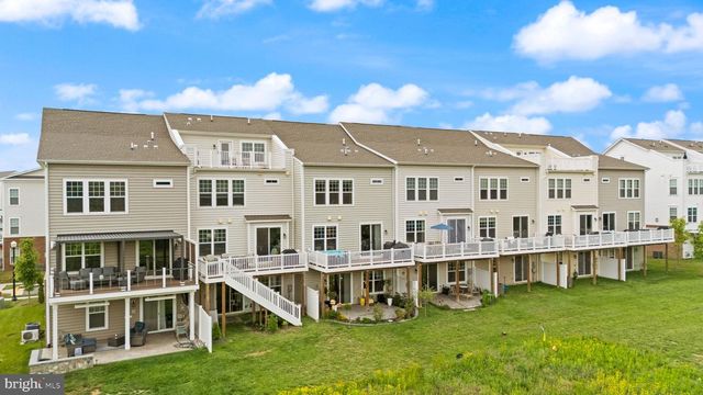 19328 BROOKWATER TER, Leesburg, VA 20175