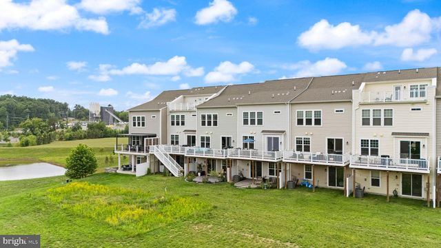 19328 BROOKWATER TER, Leesburg, VA 20175