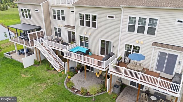 19328 BROOKWATER TER, Leesburg, VA 20175