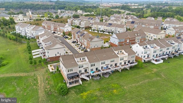 19328 BROOKWATER TER, Leesburg, VA 20175