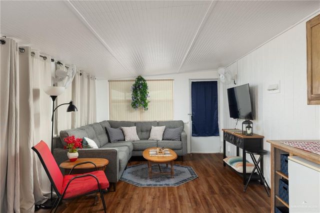 7219 Monroe Street, Mission, TX 78572