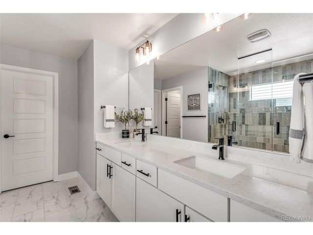 6241 Canterview Ct, Castle Pines, CO 80108