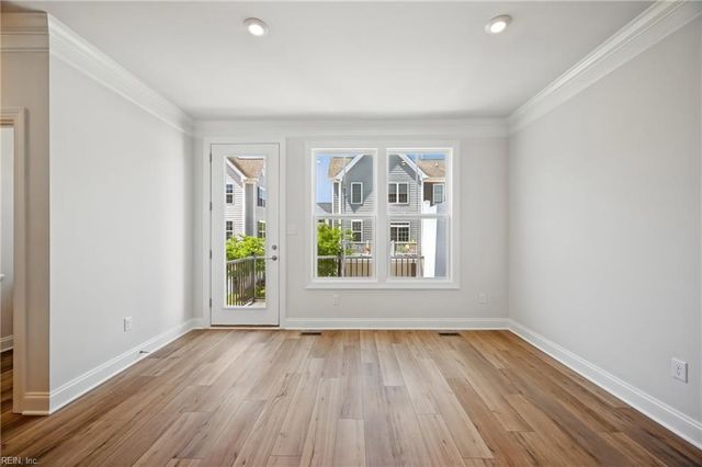 109 Bracewell LN, Yorktown, VA 23692