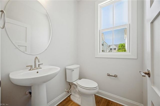 109 Bracewell LN, Yorktown, VA 23692