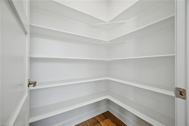 109 Bracewell LN, Yorktown, VA 23692