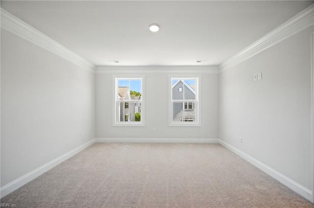 109 Bracewell LN, Yorktown, VA 23692