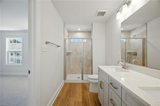 109 Bracewell LN, Yorktown, VA 23692