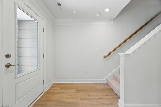 109 Bracewell LN, Yorktown, VA 23692