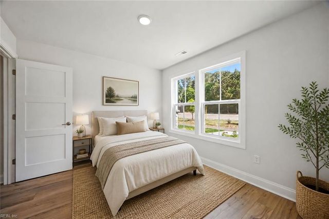 109 Bracewell LN, Yorktown, VA 23692