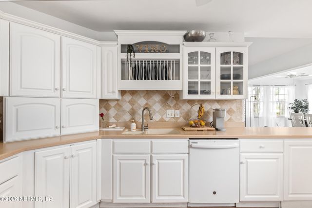 349 VILLAGE Drive, St. Augustine, FL 32084