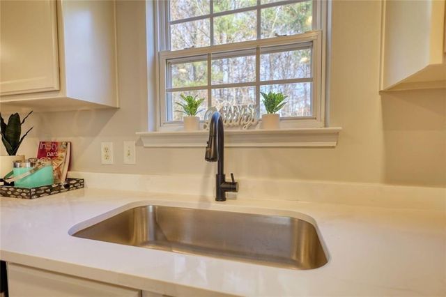 1328 Blazing Star SE Road, Lawrenceville, GA 30045