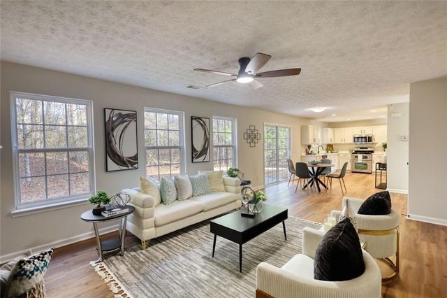 1328 Blazing Star SE Road, Lawrenceville, GA 30045