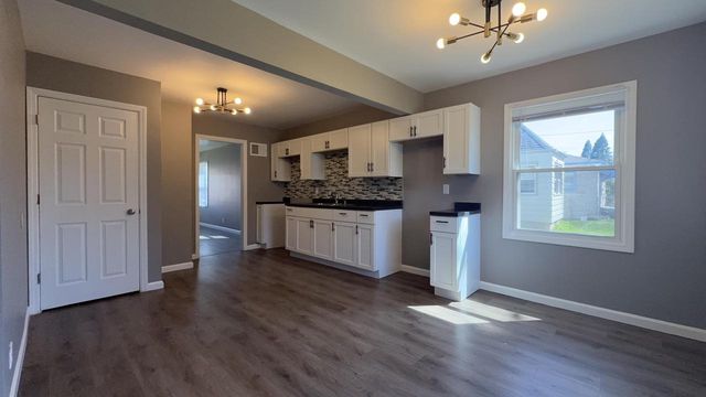 5015 24th STREET, Milwaukee, WI 53209