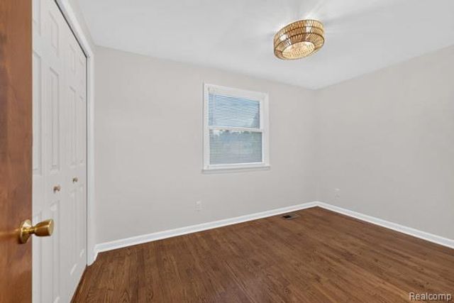 1506 Dicken Drive, Ann Arbor, MI 48103