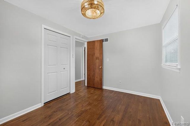 1506 Dicken Drive, Ann Arbor, MI 48103