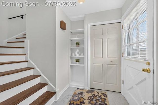 1506 Dicken Drive, Ann Arbor, MI 48103