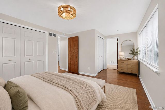 1506 Dicken Drive, Ann Arbor, MI 48103