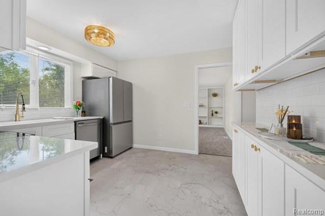1506 Dicken Drive, Ann Arbor, MI 48103