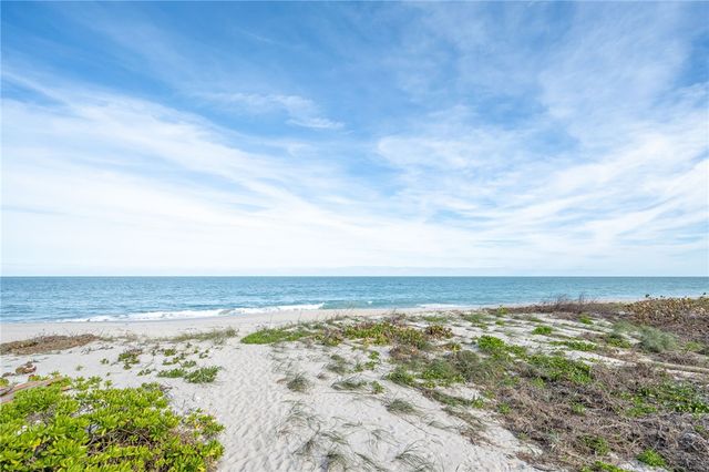 1180 Reef Road A21, Vero Beach, FL 32963