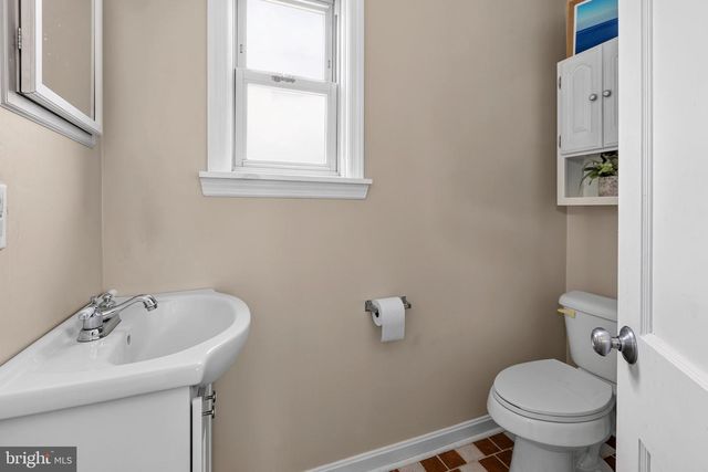 461 SUMMIT AVE, Philadelphia, PA 19128