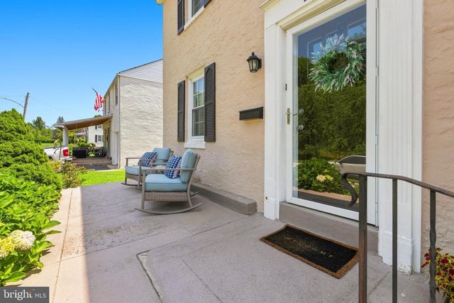 461 SUMMIT AVE, Philadelphia, PA 19128