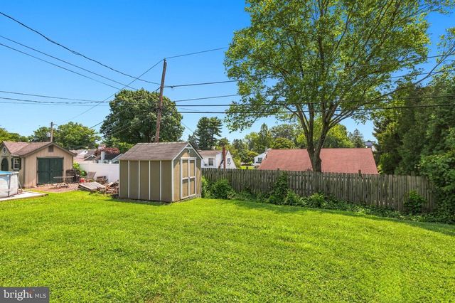 461 SUMMIT AVE, Philadelphia, PA 19128