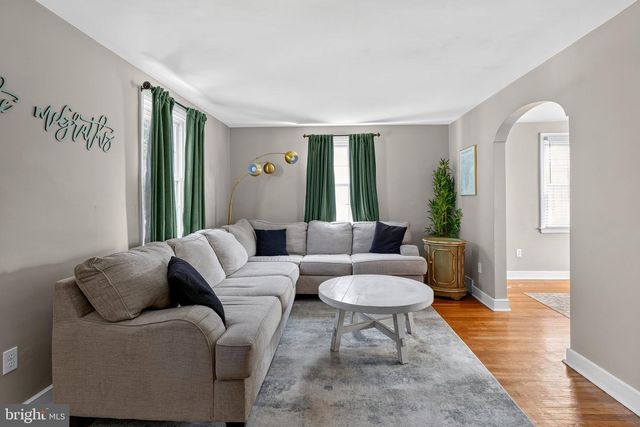 461 SUMMIT AVE, Philadelphia, PA 19128