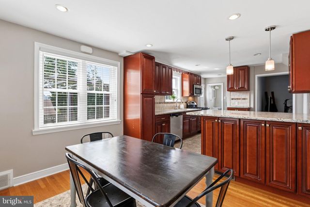 461 SUMMIT AVE, Philadelphia, PA 19128