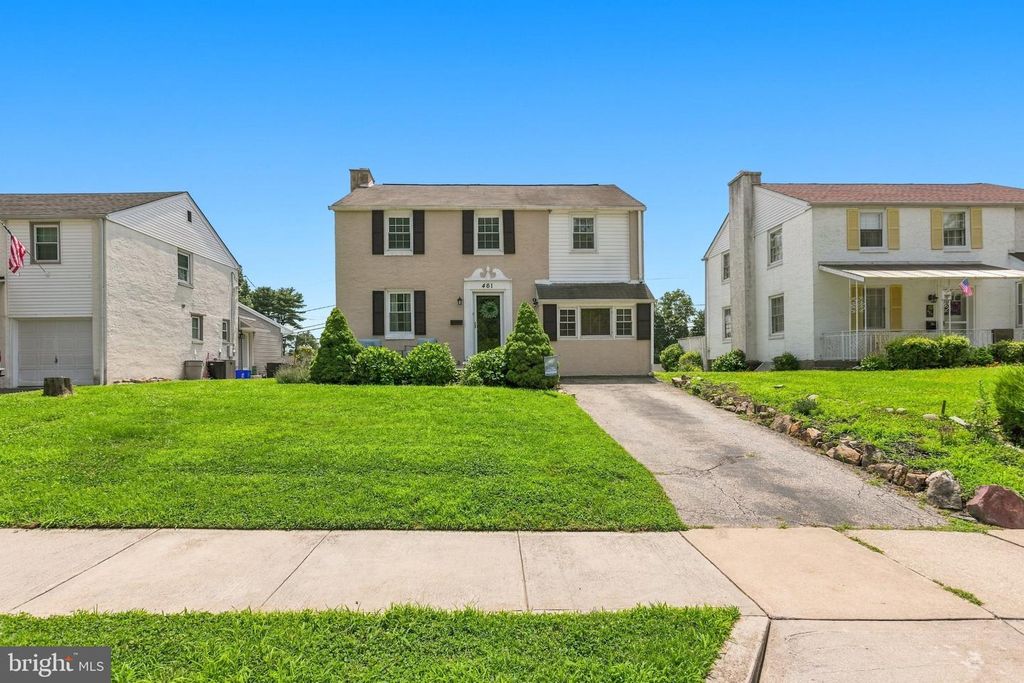 461 SUMMIT AVE, Philadelphia, PA 19128