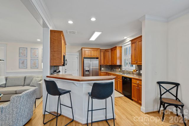 21307 Island Forest Drive, Cornelius, NC 28031
