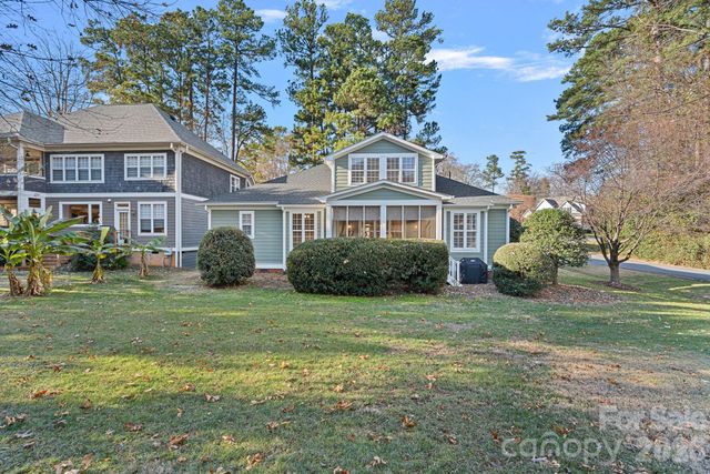 21307 Island Forest Drive, Cornelius, NC 28031