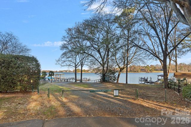 21307 Island Forest Drive, Cornelius, NC 28031